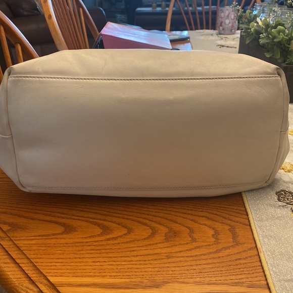 Tory Burch designer bag - Picture 3 of 9